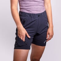 GENIA SHORTS dámske outdoorové šortky čierna